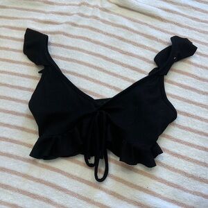 Forever 21 Black Ruffled Crop Top